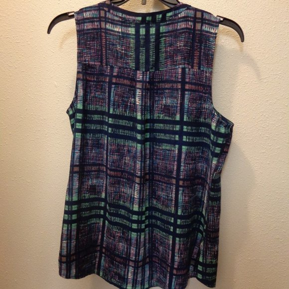 APT. 9 Tank Top With Zipper Size Medium - Picture 7 of 10